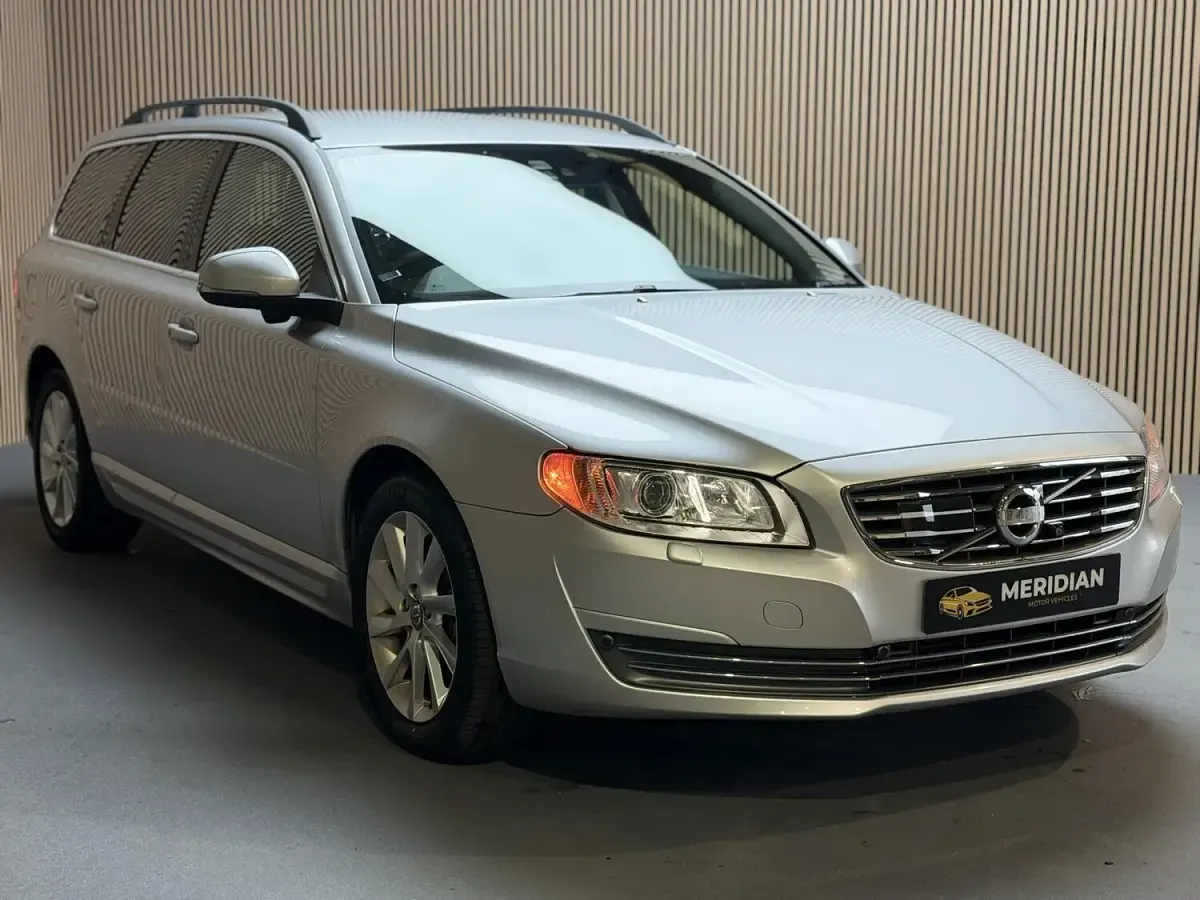 Używany Volvo V70 SE Lux 180 KM (132 kW) 2015 Kombi