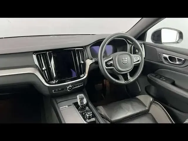 Used Volvo V60 Plus 163 HP (119 kW) 2023 Grey Estate
