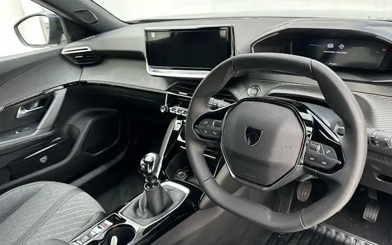 New Peugeot 2008 Allure 101 HP (74 kW) 2026 Selenium grey SUV
