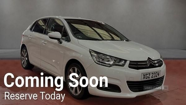 Used Citroën C4 Platinum 100 HP (73 kW) 2018 White Hatchback