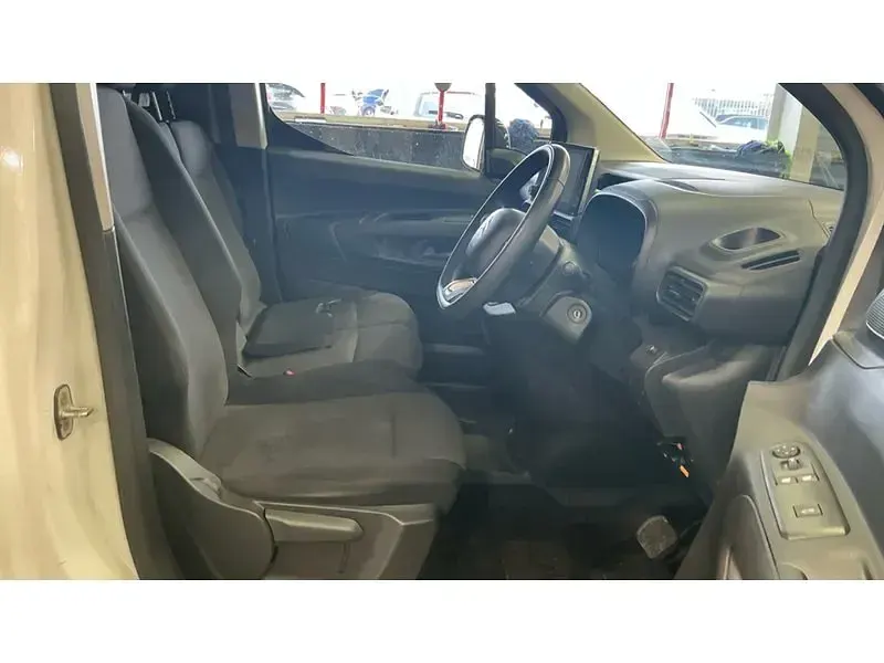 Used Citroën e-Berlingo 100 kW (136 HP) 2023 White MPV