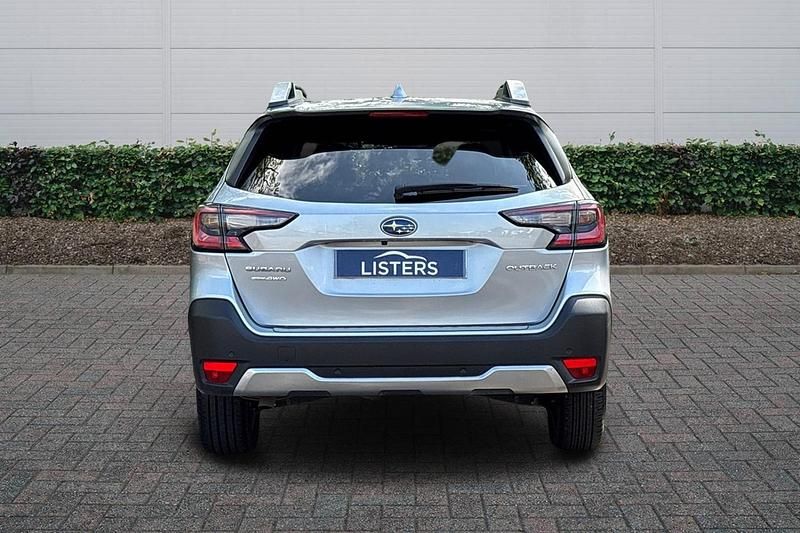 Used Subaru Outback 169 HP (124 kW) 2022 Silver Estate