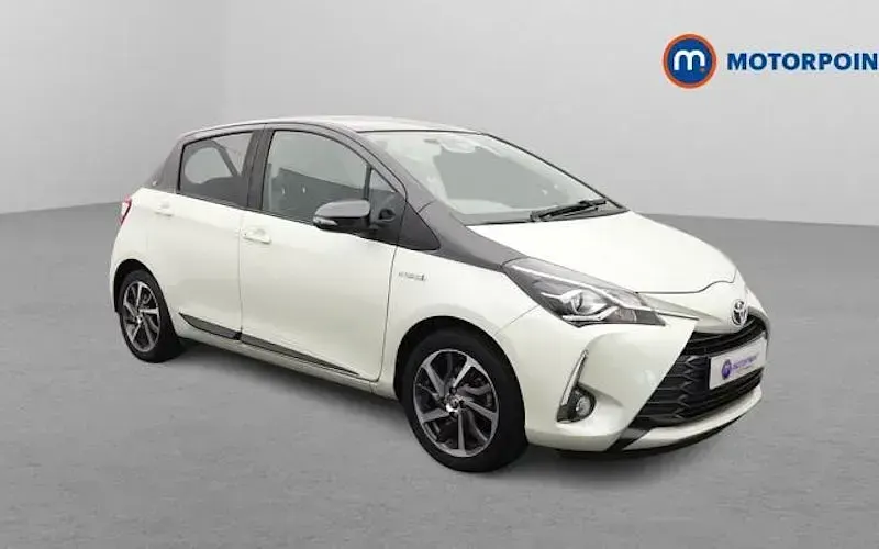 Used Toyota Yaris 101 HP (74 kW) 2020 Hatchback