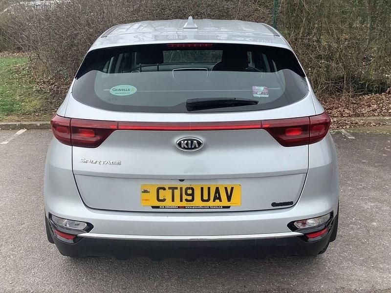 Begagnad Kia Sportage 114 HK (83 kW) 2019 Silver SUV