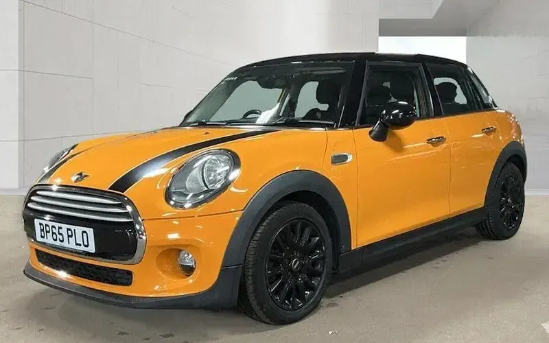 Used Mini Cooper D Hatch 116 HP (85 kW) 2017 Hatchback