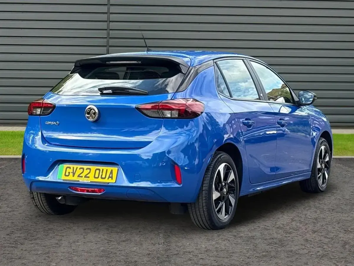 Used Vauxhall Corsa-e 98 kW (134 HP) 2022 Blue Hatchback