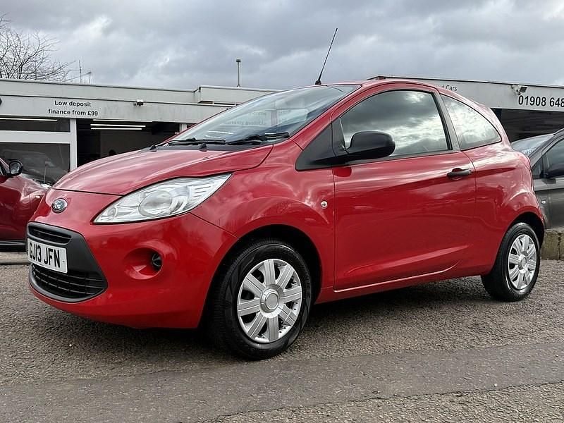 Used Ford Ka Studio 69 HP (50 kW) 2013 Red Hatchback