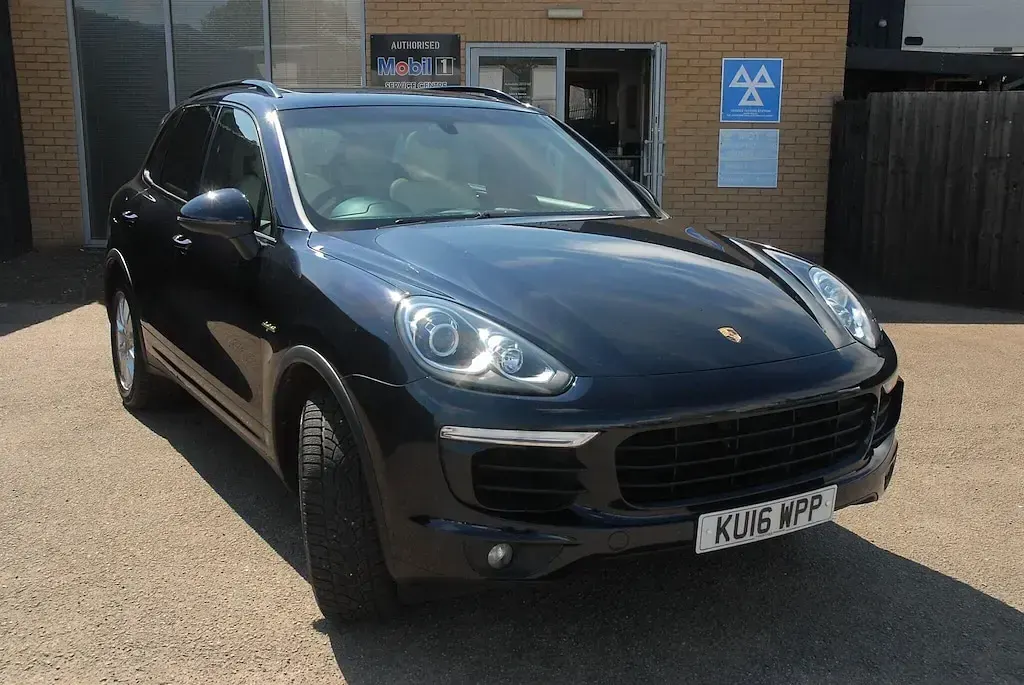 Used Porsche Cayenne 2016 Blue SUV