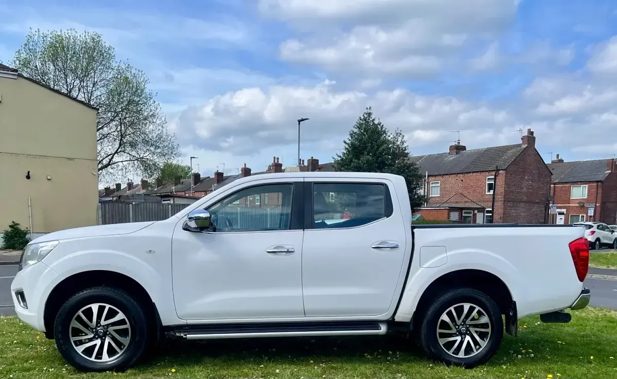 Usado Nissan Navara Acenta 2019 Branco Pickup