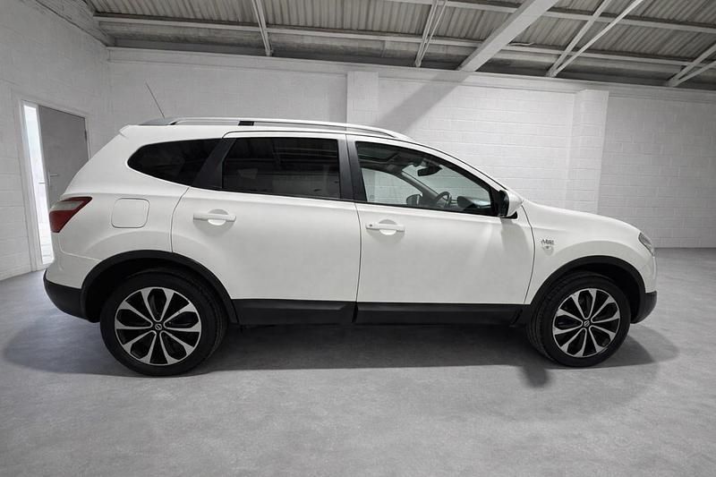 Used Nissan Qashqai +2 N-TEC 117 HP (86 kW) 2011 White SUV