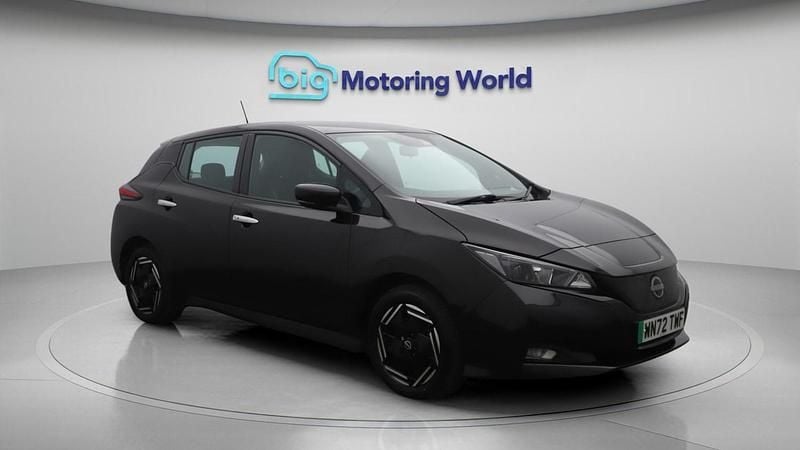 Black Used 2022 Nissan Leaf Acenta Hatchback | £10,105 (Good price) - Image 1/4