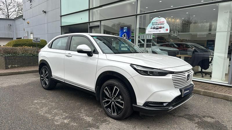 Used Honda HR-V Advance 131 HP (96 kW) 2023 White SUV