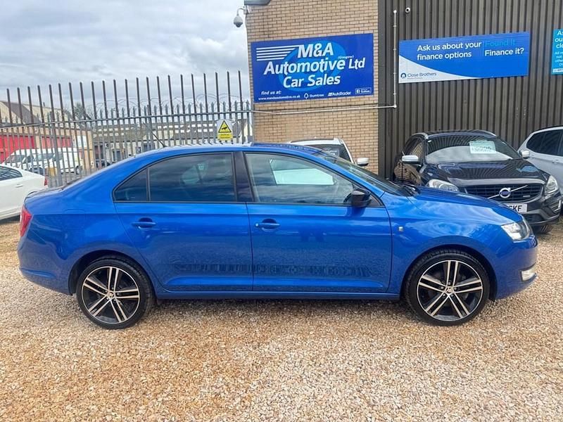 Used Skoda Rapid Sport 105 HP (77 kW) 2014 Blue Hatchback