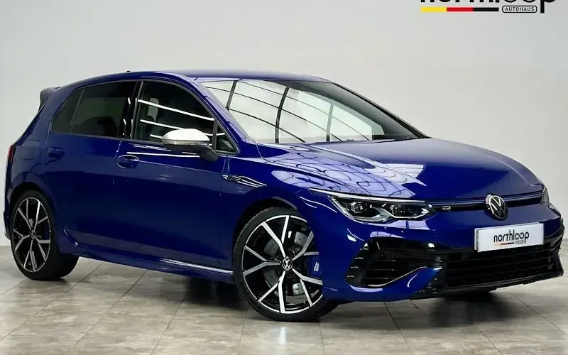 Używany VW Golf VIII R 320 KM (235 kW) 2024 Hatchback