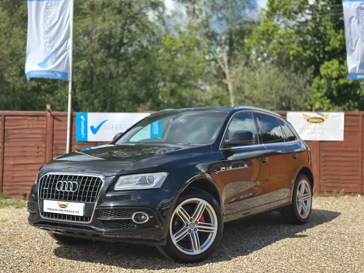 Usado Audi Q5 S-line plus 177 HP (130 kW) 2014 Preto SUV