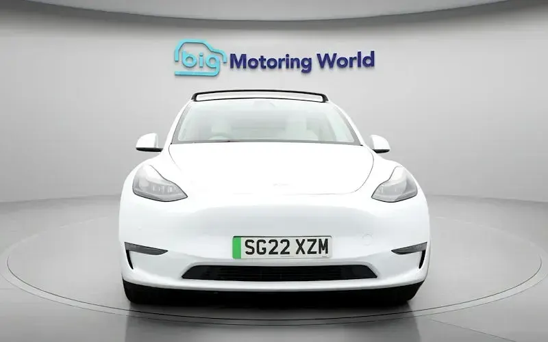 Used Tesla Model Y Long Range AWD 286 kW (389 HP) 2025 SUV