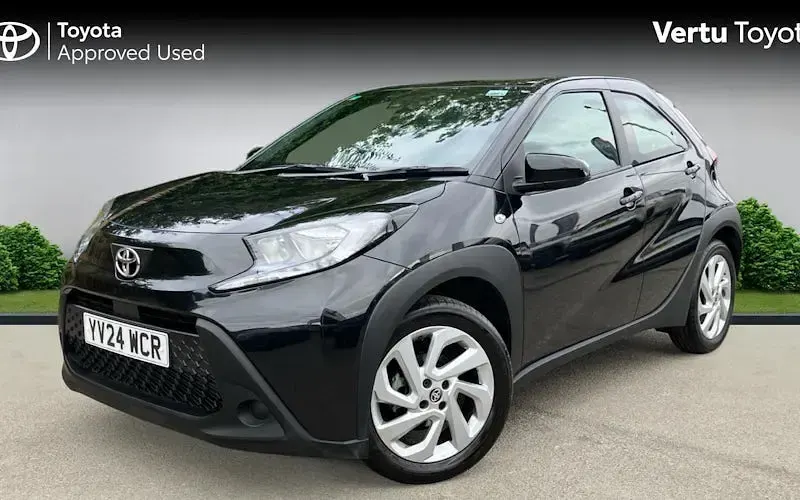 Used Toyota Aygo X PURE 72 HP (52 kW) 2025 SUV
