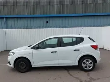 Used Dacia Sandero Essentiel 91 HP (66 kW) 2023 White Hatchback