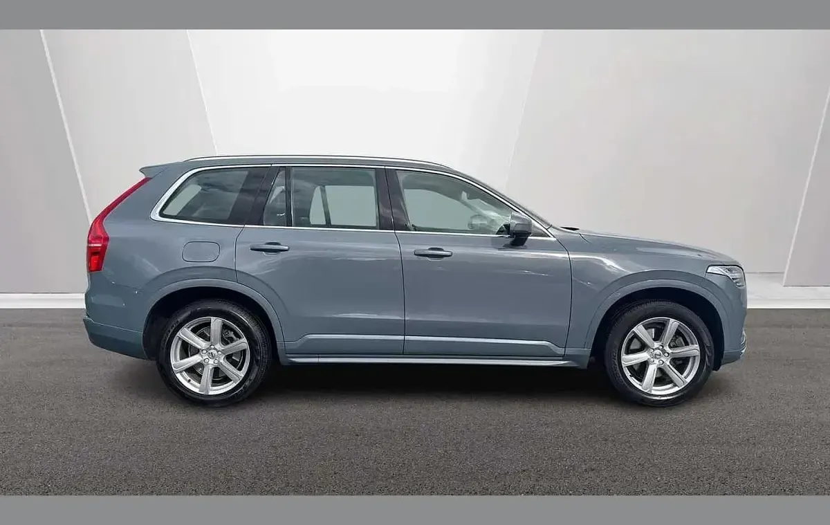 Used Volvo XC90 Core 247 HP (181 kW) 2022 Grey SUV