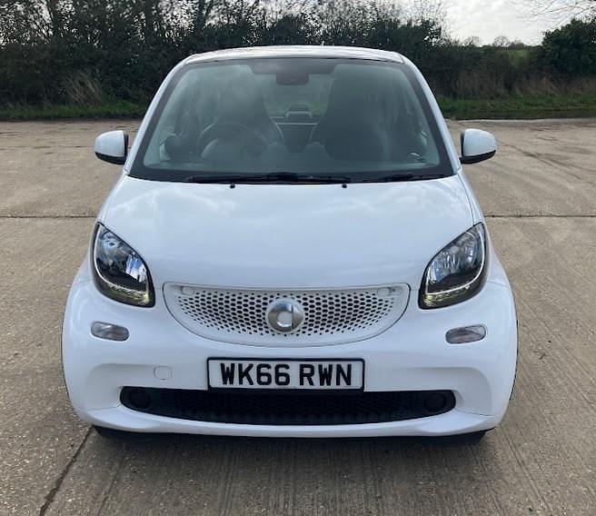 Used Smart ForTwo Coupé 2016 White Coupe