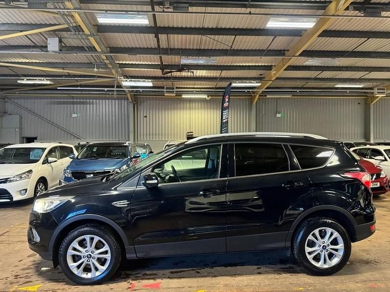 Used Ford Kuga Titanium 150 HP (110 kW) 2017 Black SUV