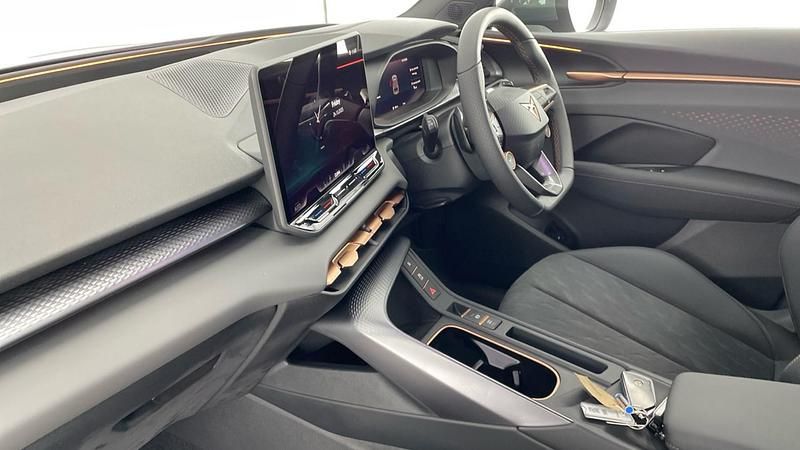 Used Cupra Terramar 150 HP (110 kW) 2025 Mauve/purple SUV