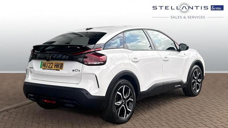 Used Citroën e-C4 98 kW (134 HP) 2022 White Hatchback
