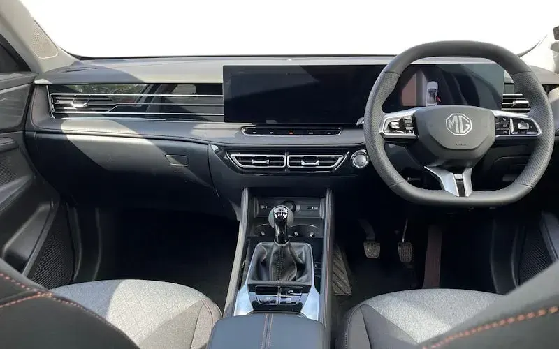 Used MG HS SE 224 HP (164 kW) 2025 White SUV