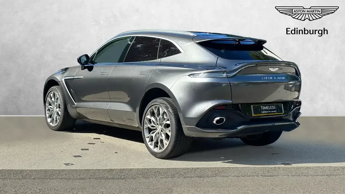 Used Aston Martin DBX 550 HP (404 kW) 2022 Silver SUV