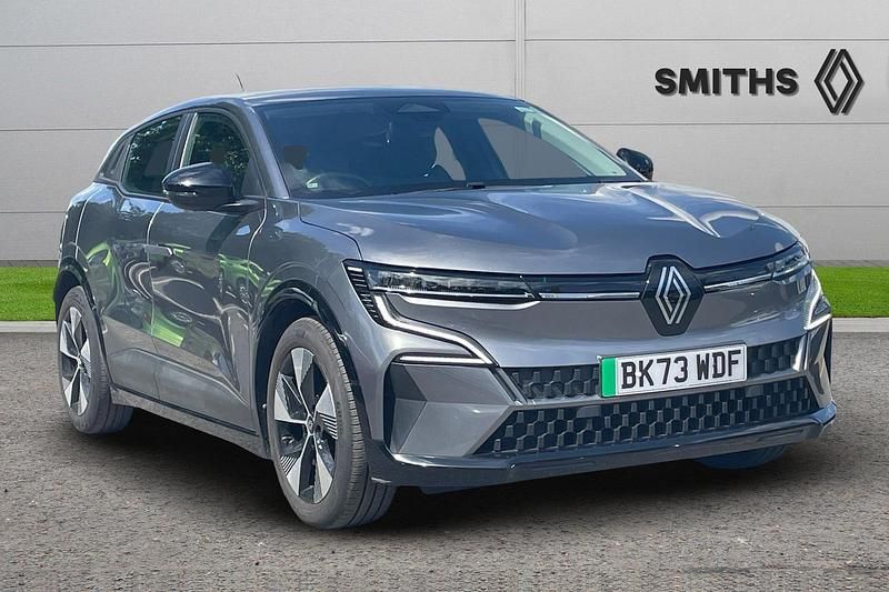 Shadow grey Used 2023 Renault Mégane Equilibre Hatchback | £16,890 (Fair price) - Image 1/1