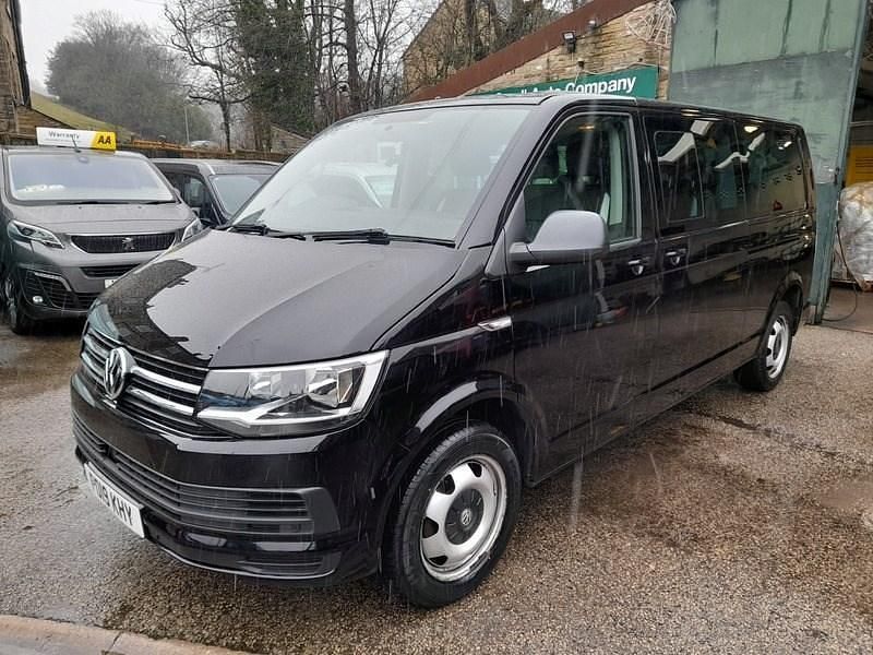 Used VW Shuttle SE 150 HP (110 kW) 2019 Black MPV