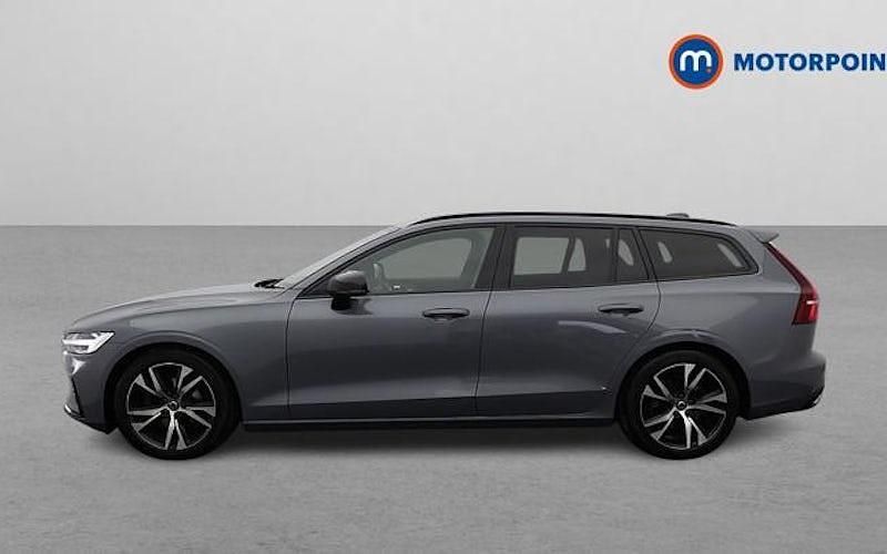 Used Volvo V60 R-Design 197 HP (144 kW) 2021 Grey Estate