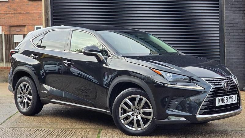 Used Lexus NX300h Luxury Line 197 HP (144 kW) 2018 Black SUV