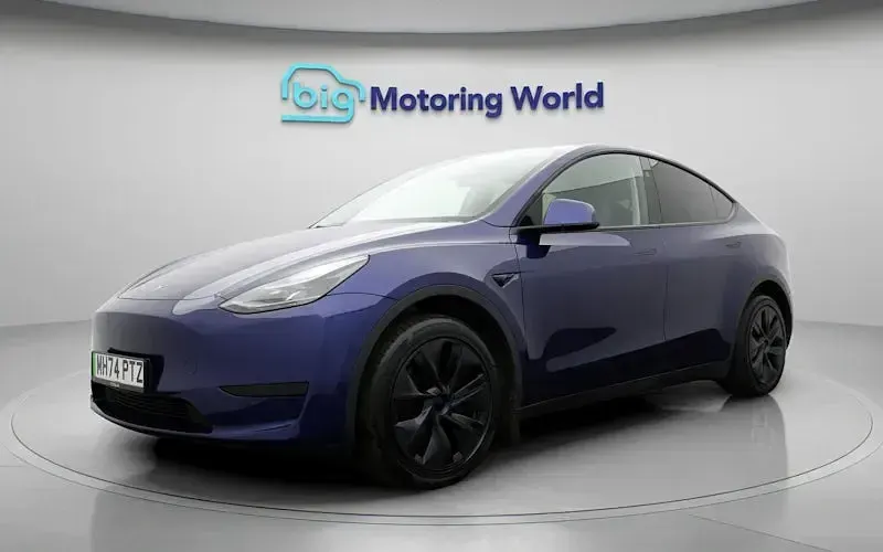 Used Tesla Model Y Long Range RWD 286 kW (389 HP) 2024 Blue SUV