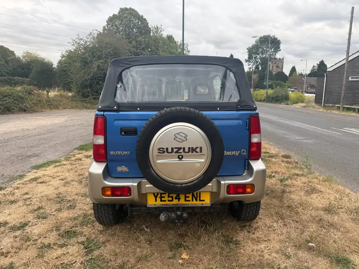 Used Suzuki Jimny 80 HP (58 kW) 2004 Blue SUV