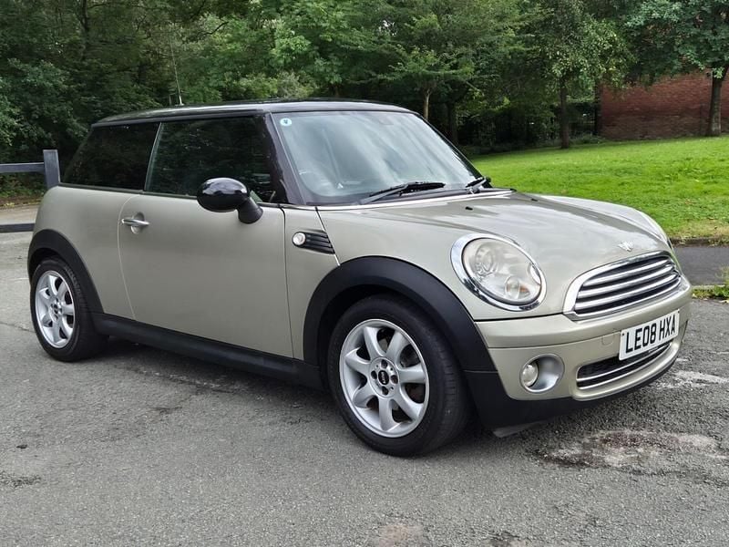 Silver Used 2008 Mini Cooper Hatch Hatchback | £1,990 (Fair price) - Image 1/4