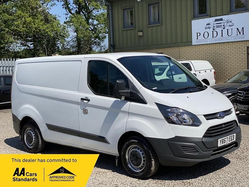 White Used 2017 Ford Transit Custom Van | £6,990 (Super price) - Image 1/3