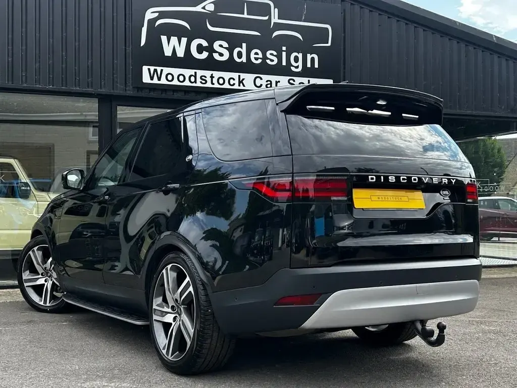 Used Land Rover Discovery S 300 HP (220 kW) 2023 Black SUV