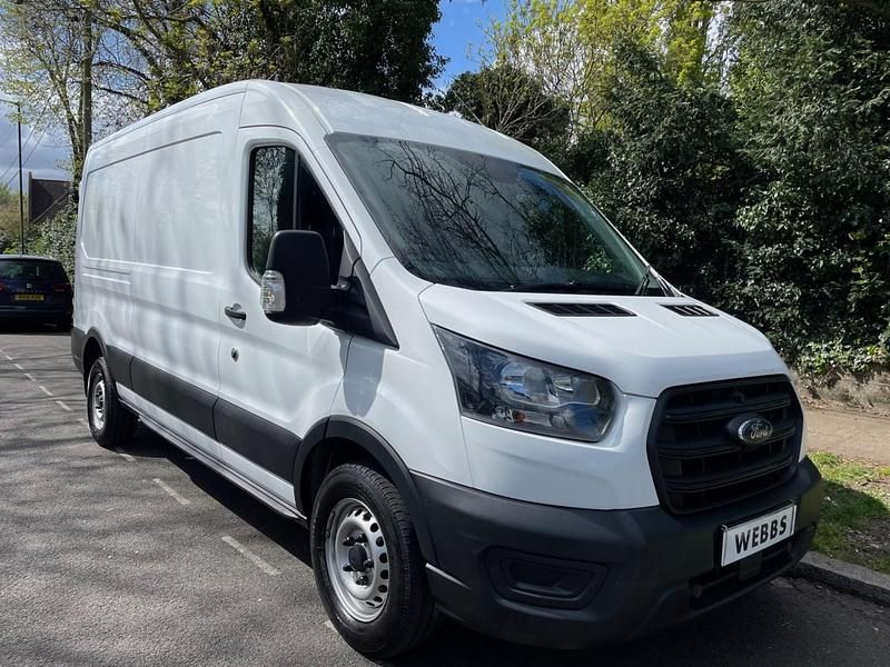 Usado Ford Transit 130 HP (95 kW) 2021 Branco Van