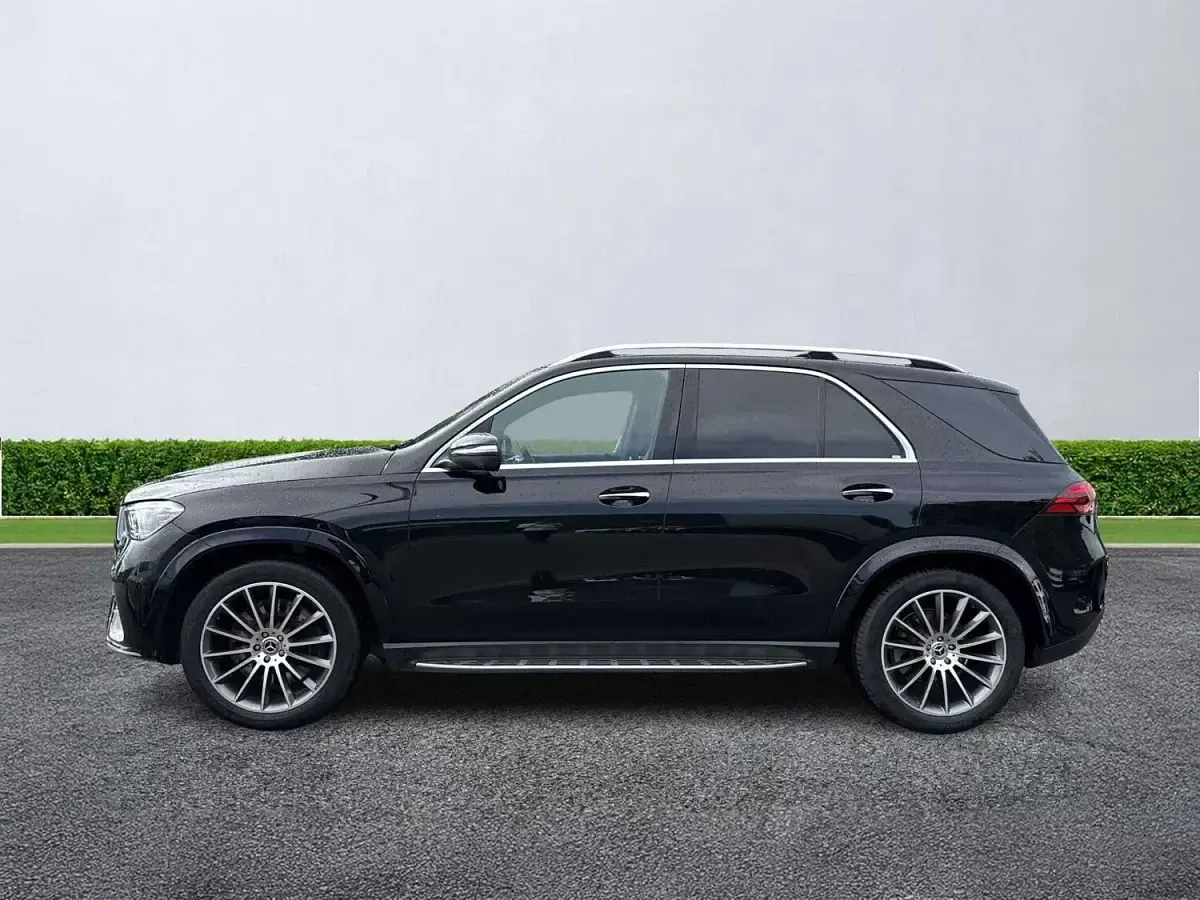 Used Mercedes GLE450 AMG AMG line 2025 Black SUV