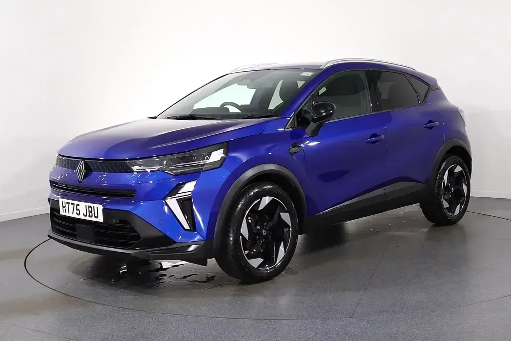 Used Renault Captur Techno 2026 Blue SUV