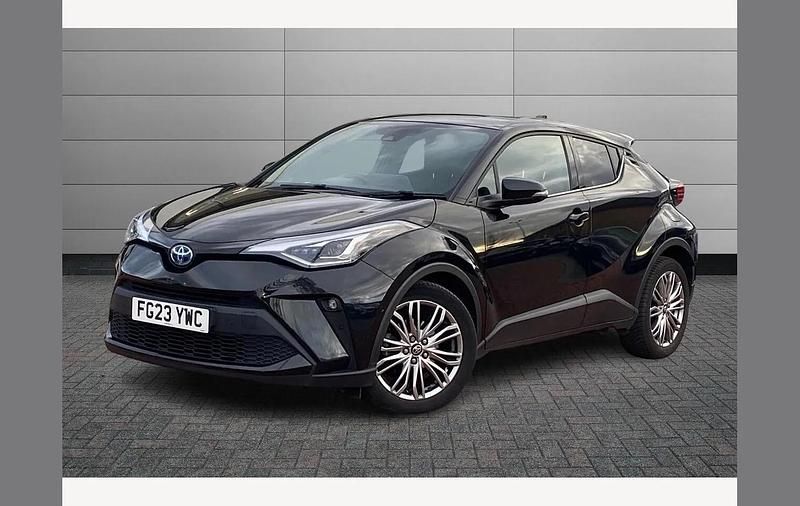 Used Toyota C-HR 122 HP (89 kW) 2023 Black SUV