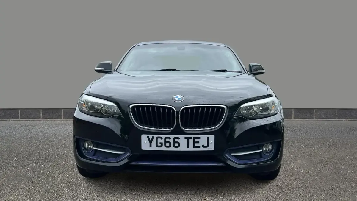 Used BMW 218 Sport Line 136 HP (100 kW) 2016 Black Coupe