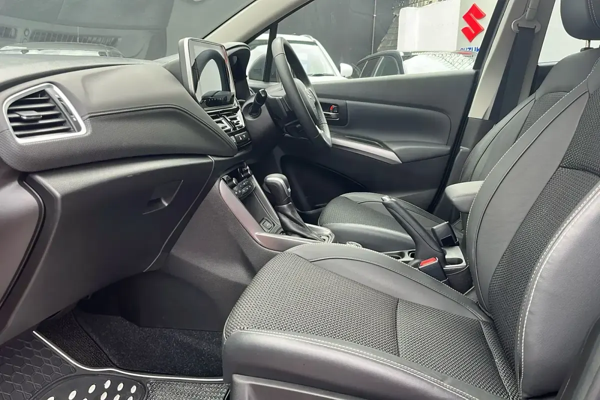 Used Suzuki SX4 S-Cross 115 HP (84 kW) 2024 Titan dark grey pearl SUV
