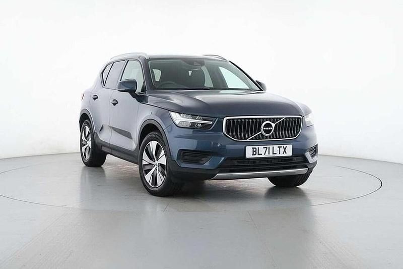 Blue Used 2022 Volvo XC40 Inscription SUV | £21,291 (Super price) - Image 1/1