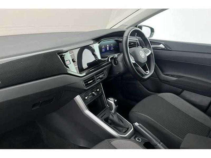 Used VW Polo Match 95 HP (69 kW) 2025 Black Hatchback