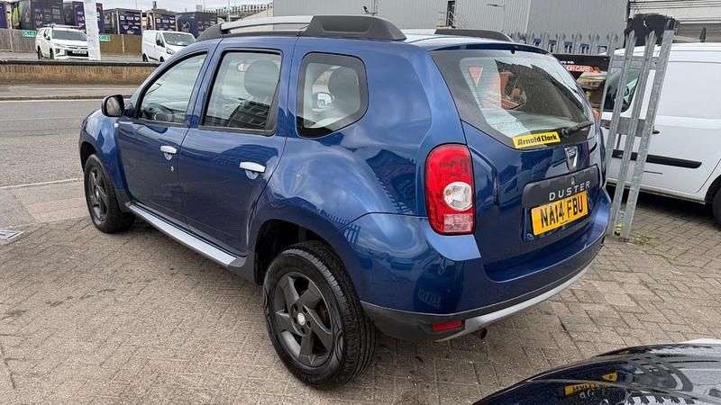 Used Dacia Duster Lauréate 110 HP (80 kW) 2014 Blue SUV