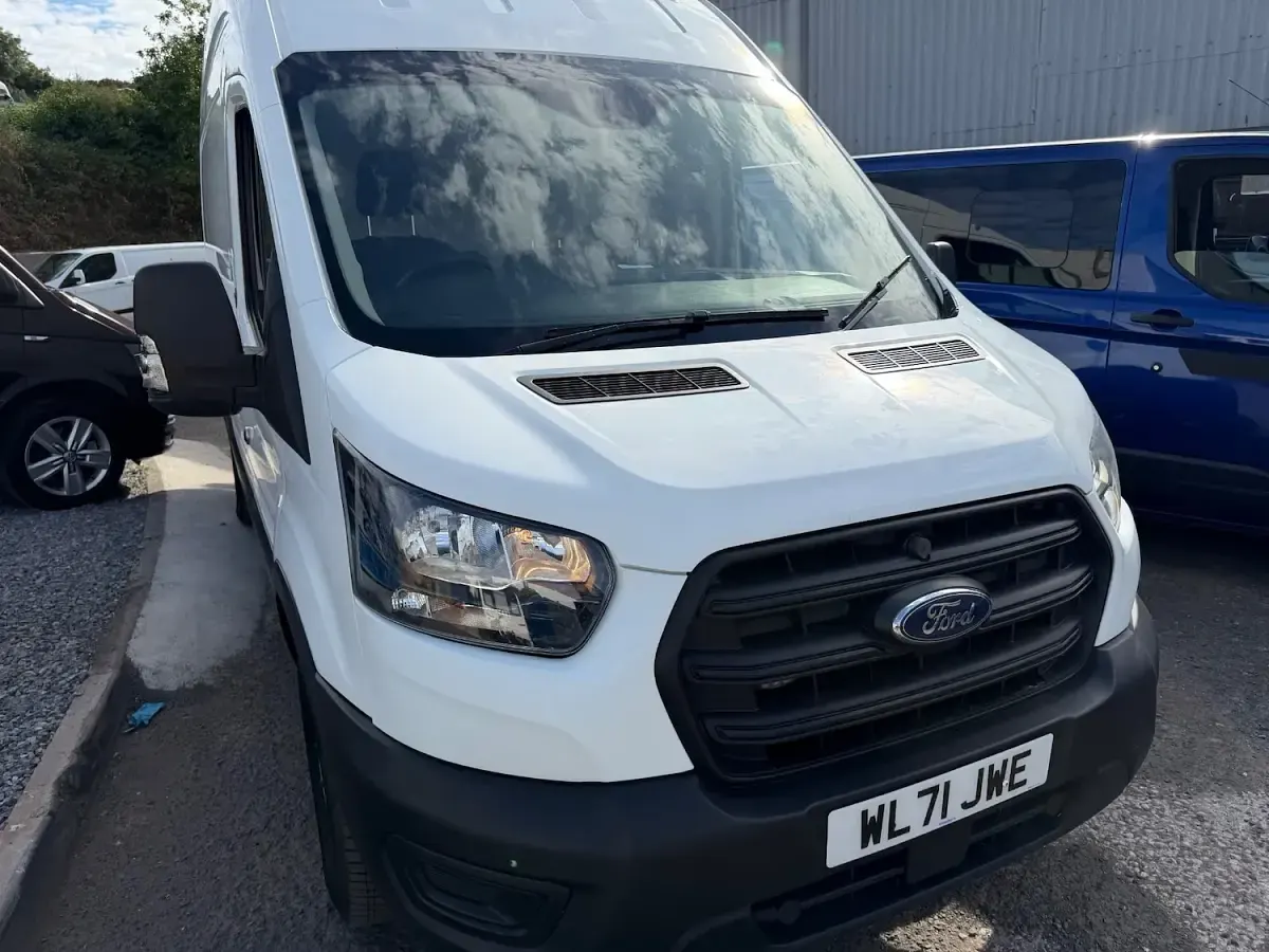 Used Ford Transit 130 HP (95 kW) 2022 White Van