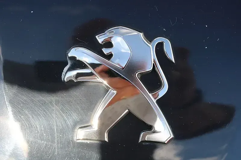 Used Peugeot 308 Access 100 HP (73 kW) 2015 Grey Hatchback