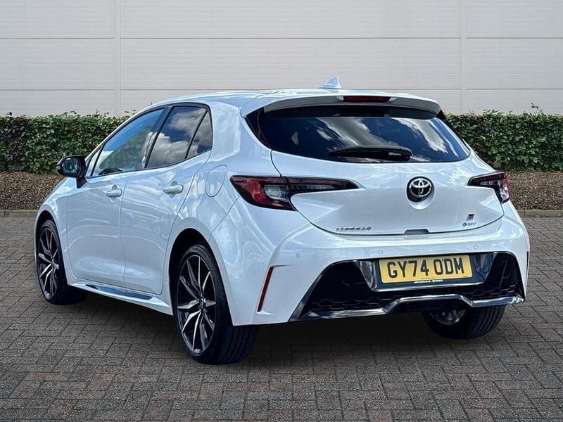 Used Toyota Corolla Sport 2024 White Hatchback